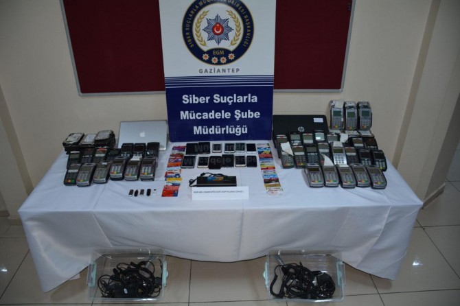 Li 12 bajêran operasyona qarta qredîyê: 26 binçavî