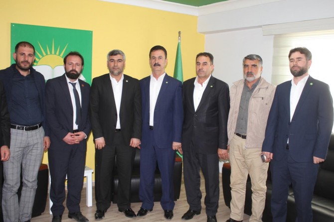 Saadet partisinden HÜDA PAR’a nezaket ziyareti