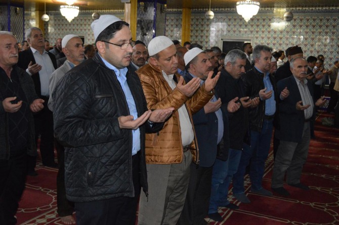 Siirt’te Regaib Kandili ihya edildi