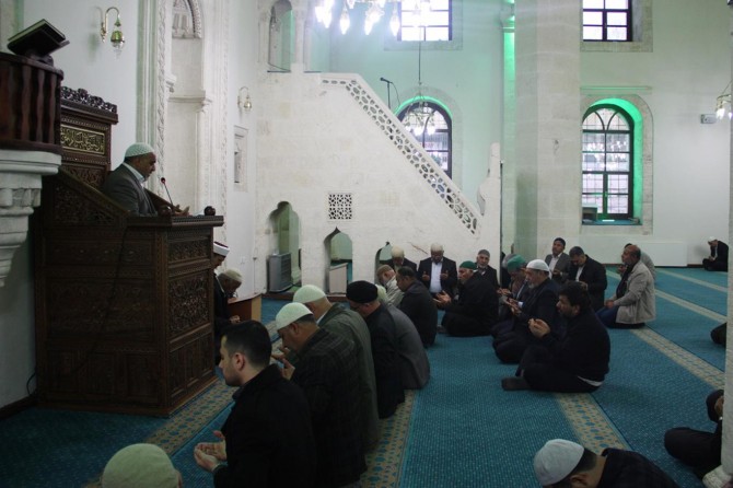 Adıyamanlılar sabah namazında bir araya geldi