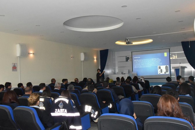 İpekyolu Belediyesinden "kurum içi iletişim eğitimi"