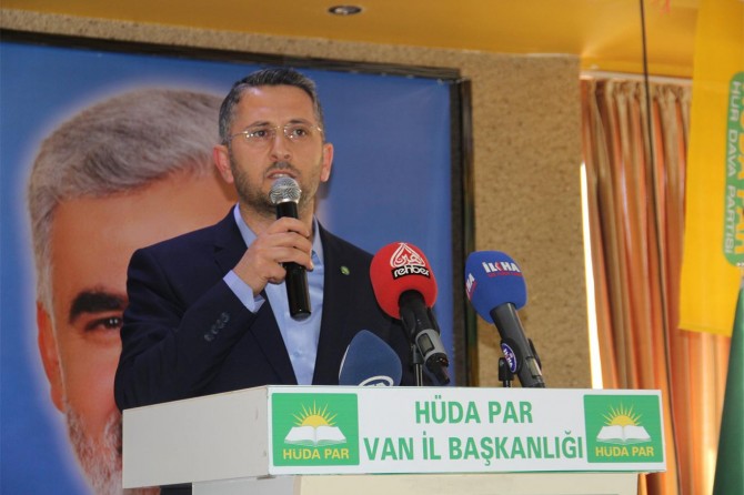 "Ümmet birlik olursa kurtulabilir"