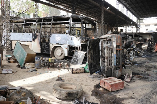 PKK dema ku ji Efrînê derket zirar da malê xelkê