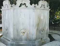 Şadırvanlardan Musluk Çalan Hırsız Yakalandı