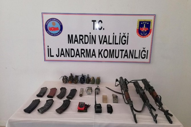 Mardin’de silah, mühimmat ve EYP ele geçirildi