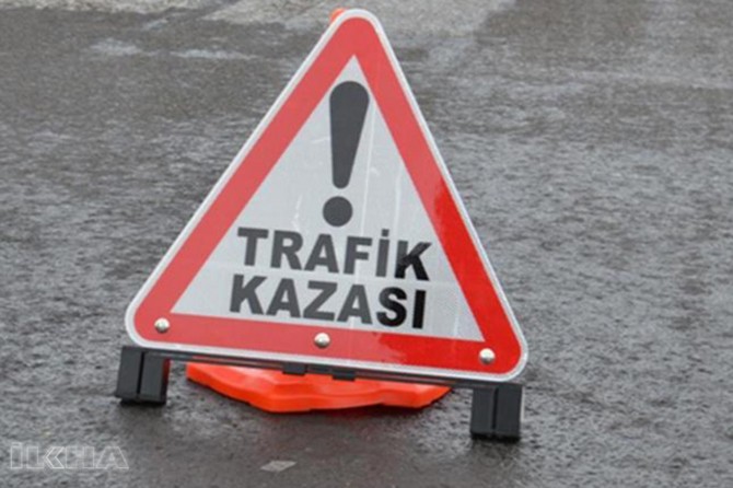 The van carrying refugees burst into flames kills 17