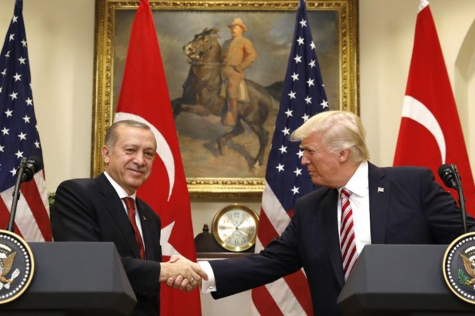 Erdoğan Trump'la görüştü