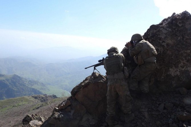 Tunceli'de 3 PKK'li öldürüldü