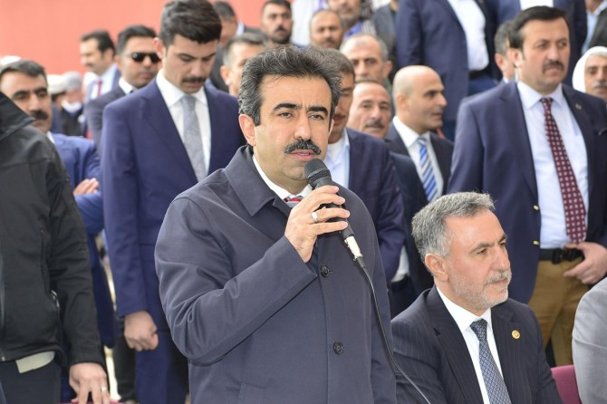 Diyarbakır valisinden Alatosun Köyüne ziyaret