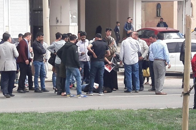 Otomobilin çarptığı kız yaralandı