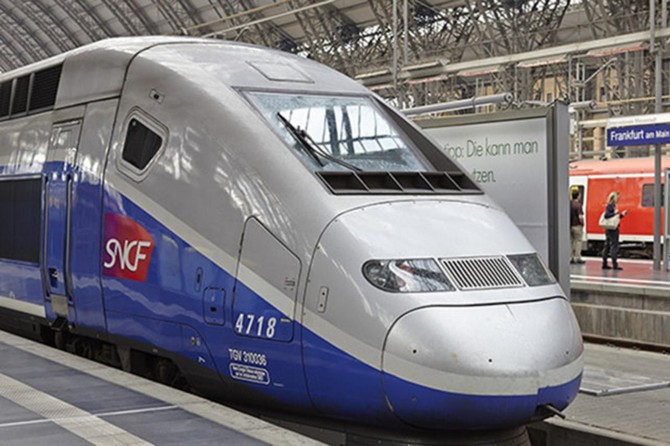 Fransa'da yeni grev dalgası başladı