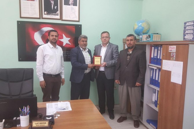 Siyer Sınavı’na katkıda bulunanlara plaket takdim edildi