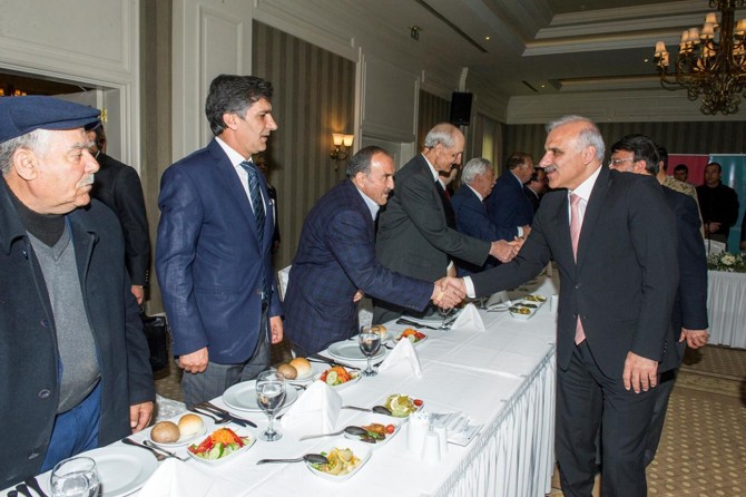 Vali Zorluoğlu aşiret liderleriyle bir araya geldi