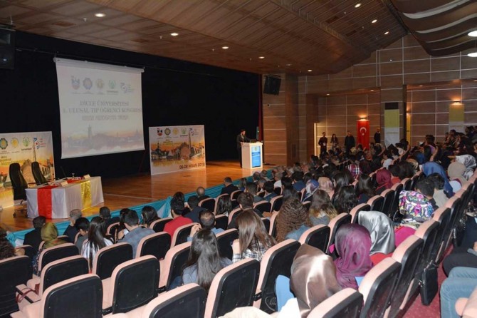 Diyarbakır’da ‘4’üncü Ulusal Tıp Öğrenci Kongresi’ başladı