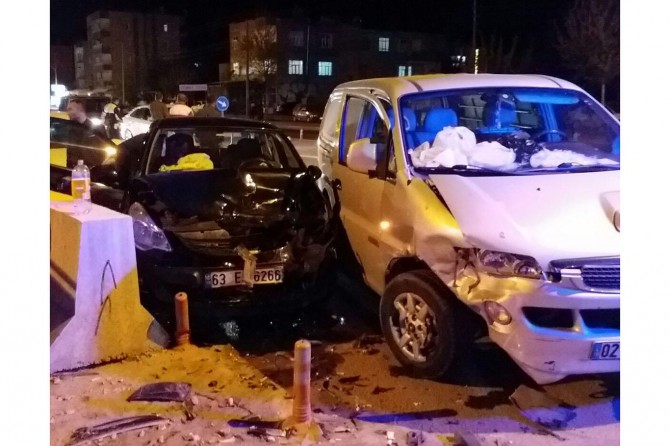 Adıyaman-Kâhta Karayolunda kaza: 3 yaralı