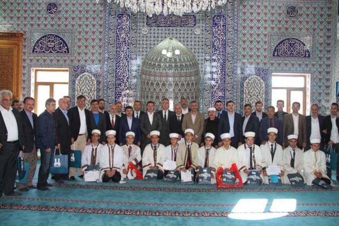 Xatîbên Ciwan li Mînberê