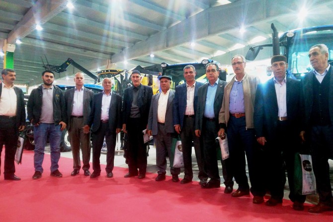 Bingöllü çiftçiler tarım alanında yenilenen teknolojileri inceledi