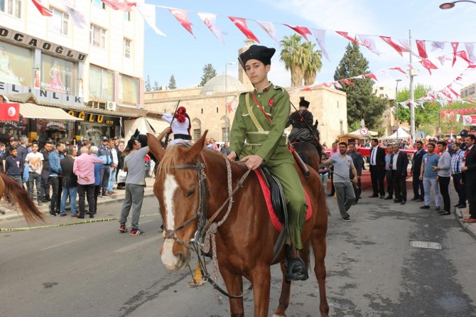 Şanlıurfa’da atlı kortej yürüyüşü düzenlendi