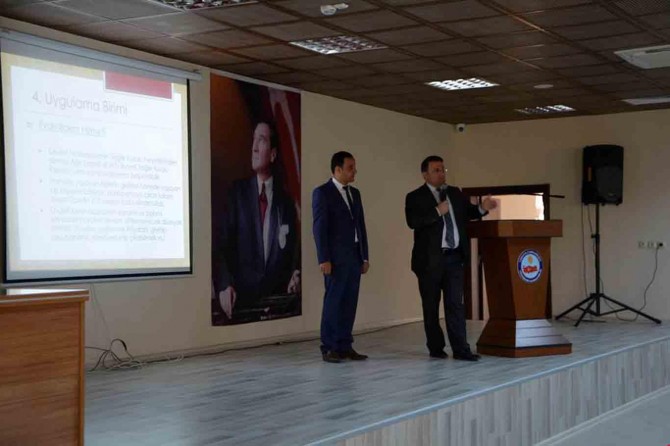 Sosyal hizmet merkezinden bilgilendirme toplantısı