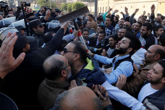 Mısır'da 36 idam kararı müftüye gönderildi