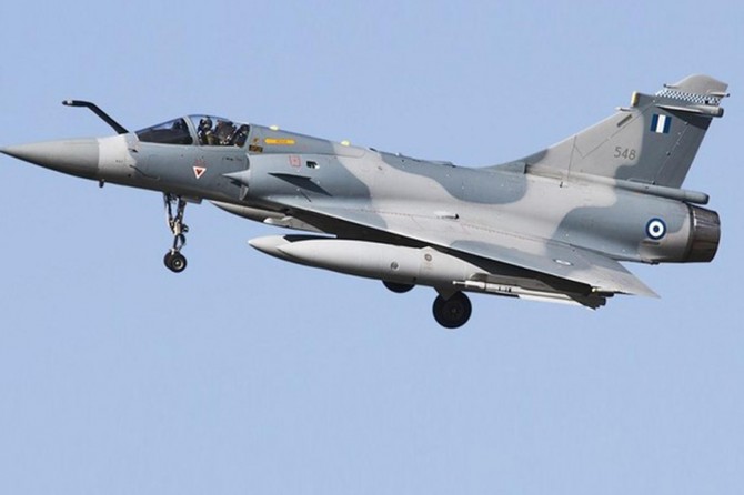 Li Egê balafira şer a Yûnan ket