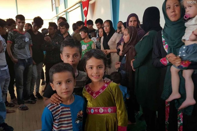 Penaberên Efxan hatin dersînorkirin