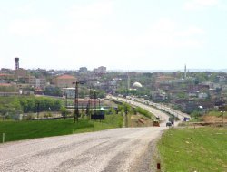 Çınar'daki Elektrik Kesintisi Halkı Bezdirdi