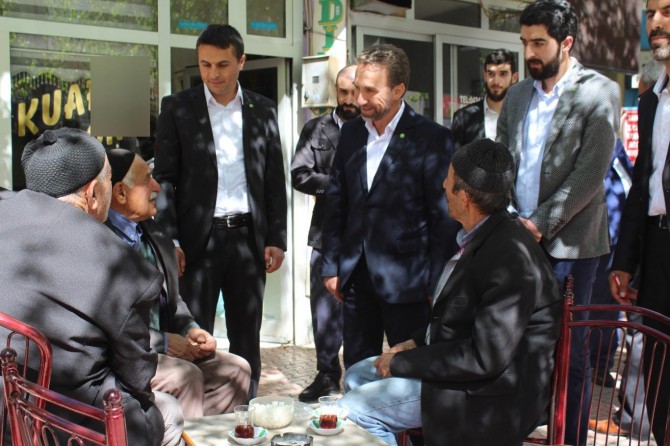 HÜDA PAR’dan Karakoçan esnafına ziyaret