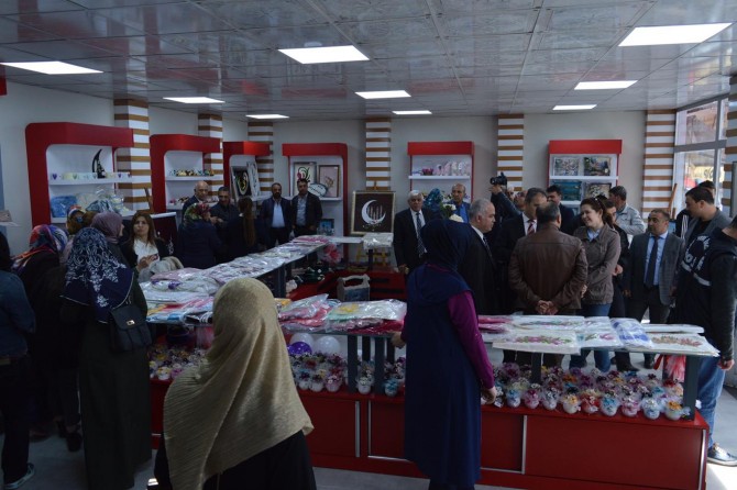 Bitlis’te kadınlara yönelik ilk yaşam merkezi kuruldu