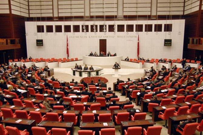 Seçim önergesi TBMM'de kabul edildi