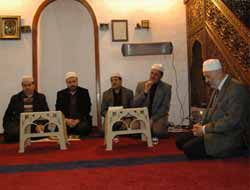 Depremde Hayatını Kaybedenler İçin Tarihi Camide Mevlit