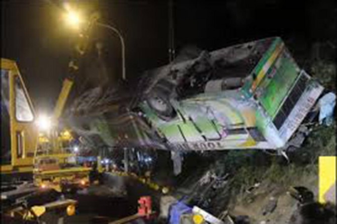 Li Koreya Bakur otobus ji pirê ket xwarê: 36 mirî