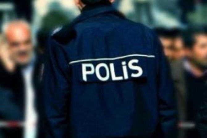 Gaziantep'te 63 eski polis gözaltına alındı