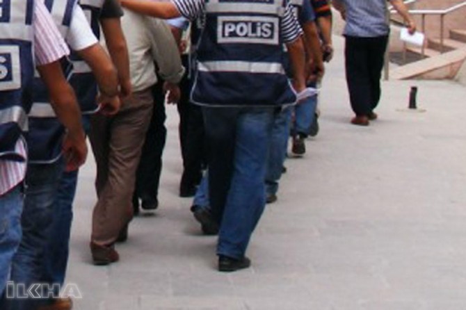 Detention decision for 32 soldiers and 48 teachers