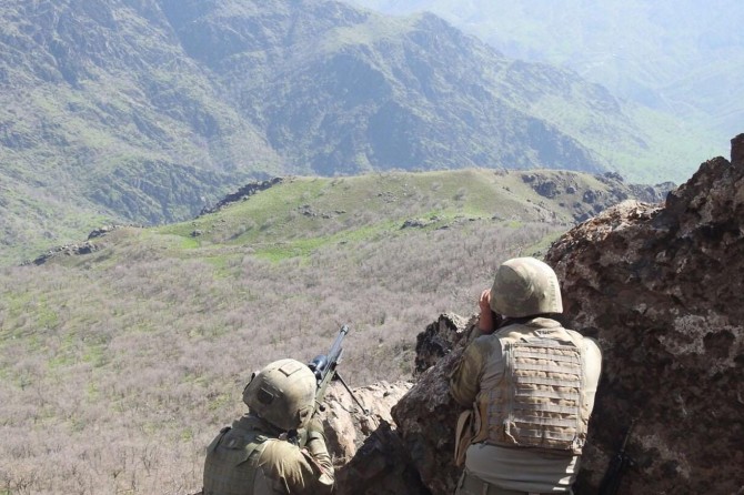 Tunceli'de 3 PKK'li öldürüldü
