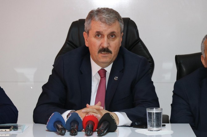 "Türkiye'nin bu seçim tartışmasını bitirmesi lazım"