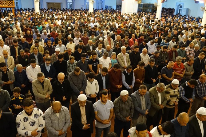 Berat Kandili coşkusu