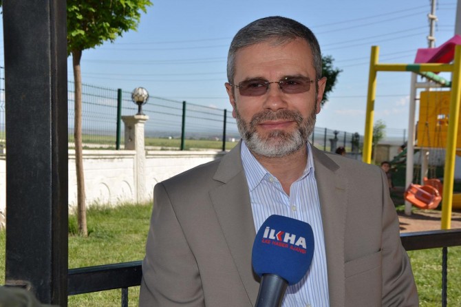 “Di bingeha pirsgirêka Kurd de neteweperestî heye”