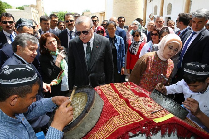 Cumhurbaşkanı Erdoğan Buhara'da