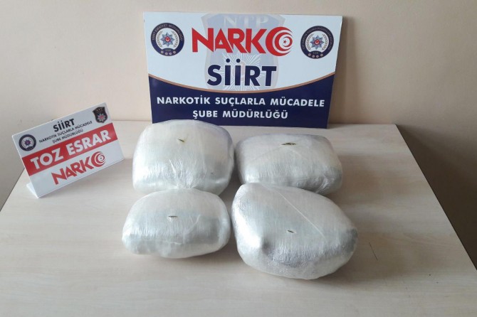 Metruk evde yapılan aramada esrar ele geçirildi