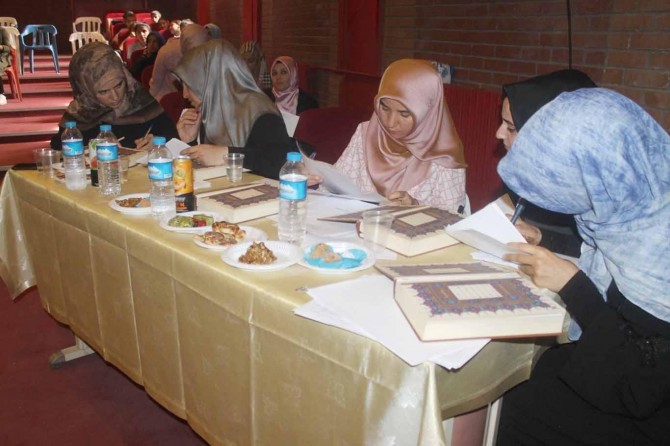 Kur'an-ı Kerimi güzel okuma yarışmasının finali yapıldı