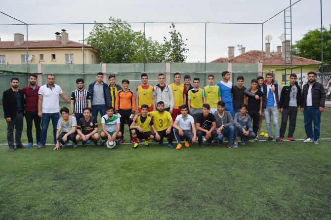 Camiler arası futbol turnuvası yapıldı