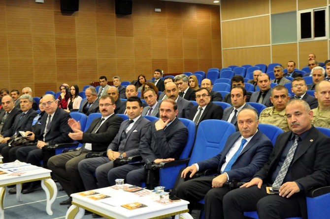 Bitlis’te açık kapı projesi tanıtıldı