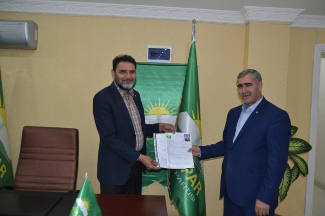 Siirtli kanaat önderi Tetik HÜDA PAR’dan aday adayı oldu