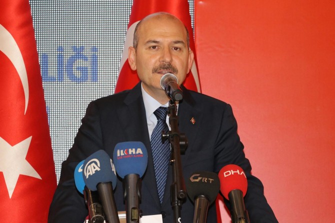 ​"Güvenliği bahane edip ifade özgürlüğünün önüne geçmemeliyiz"