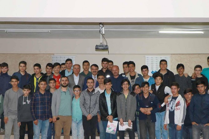 İŞKUR'dan bilinçli meslek semineri