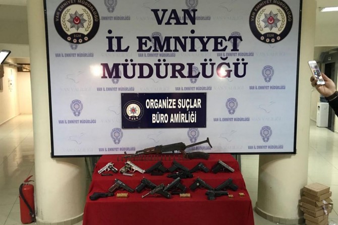 Silah kaçakçılarına operasyon: 18 gözaltı