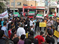 Suriye'deki Katliamlar Protesto Edildi