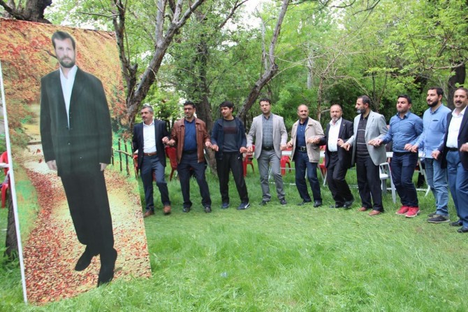 FETÖ'nün mahkûm ettiği Yusufi Aksona dünya evine girdi