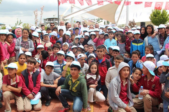 Anneleri için rekor kırdılar